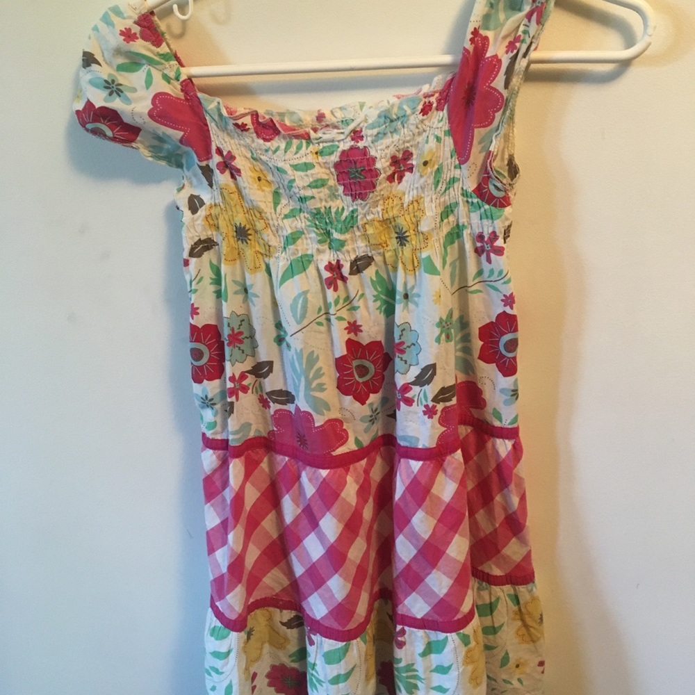 Cute size 8 girls dress
